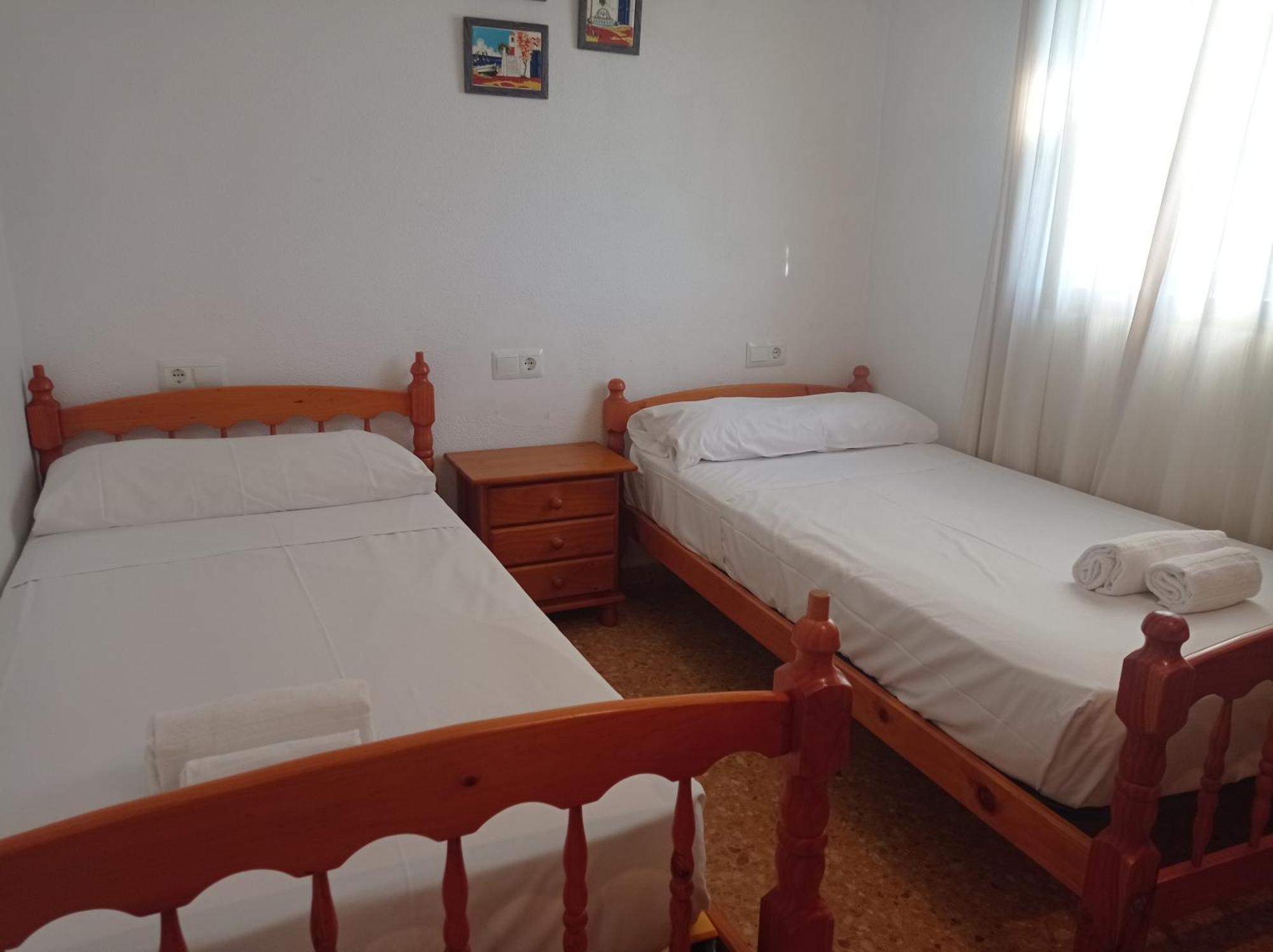 Manila Solo Familias Serviplaya 甘迪亚 外观 照片